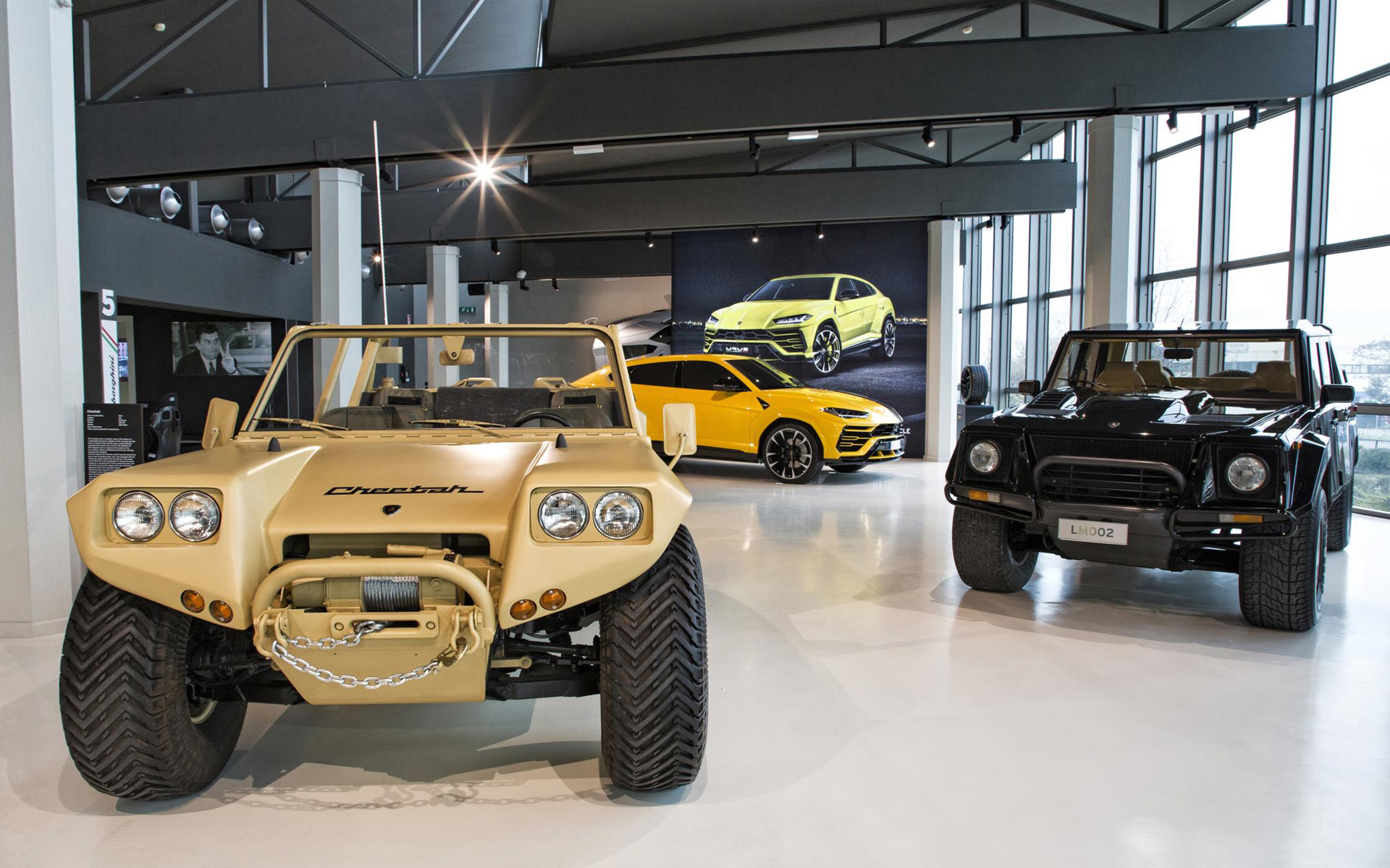 Ρεκόρ επισκέψεων το 2017 στο μουσείο της Lamborghini