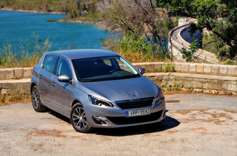 Με αφορμή το Peugeot 308: En toute simplicite