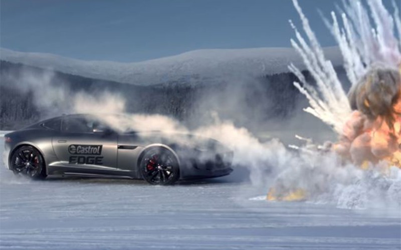 Jaguar F-Type την «είδε» Fast & Furious (video)