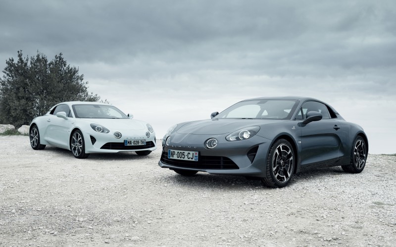 Δύο νέες εκδόσεις για την Alpine A110