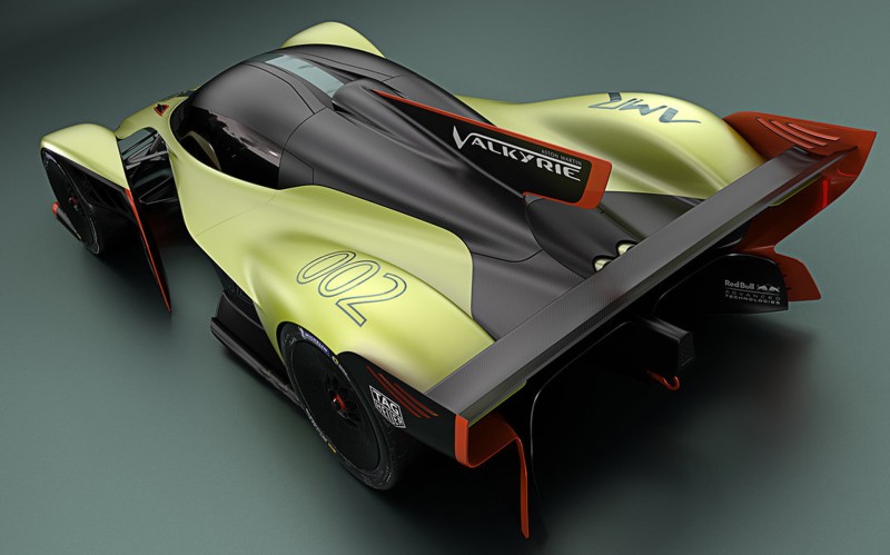 Ποια Porsche; Απειλεί η Aston Martin Valkyrie
