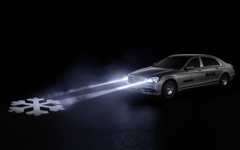 Μια Mercedes-Maybach που “μιλάει” με τα… φώτα! (video)