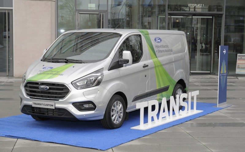 Δοκιμές για το Ford Transit Plug-In Hybrid Van στην Κολωνία