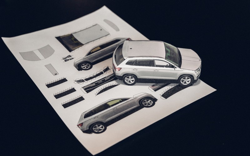 Φτιάξτε ένα χαρτονένιο Skoda Karoq με τα παιδιά σας