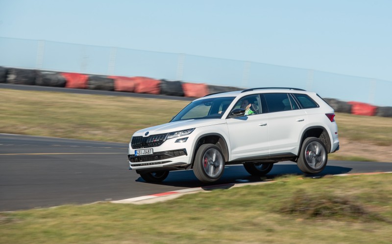 Το Skoda Kodiaq RS στα χέρια ενός πρωταθλητή (vid)