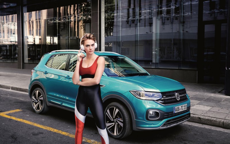 Το T-Cross και η Cara Delevingne είναι… ένα