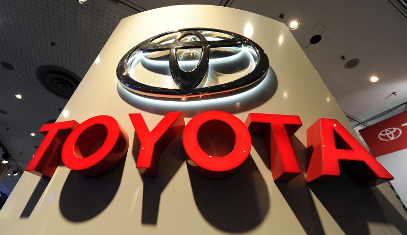 150 οχήματα προσφέρει η Toyota για το πρόγραμμα «Βοήθεια στο σπίτι»