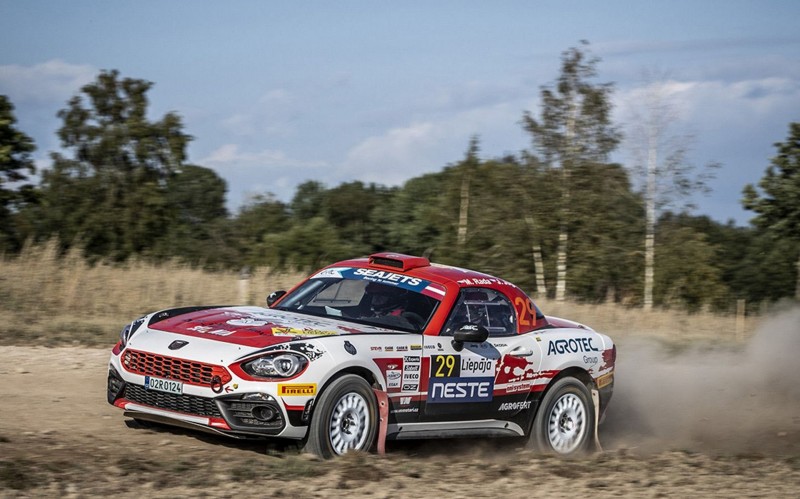 Ο Σκορπιός της Abarth ξεχώρισε σε πίστες και ε.δ.