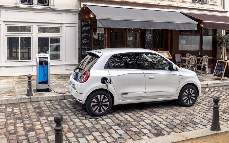 Μια βόλτα με το ηλεκτρικό Twingo (video)