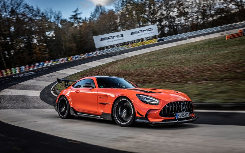 Tο παρασκήνιο πίσω από το ρεκόρ της AMG GT Black Series (video)