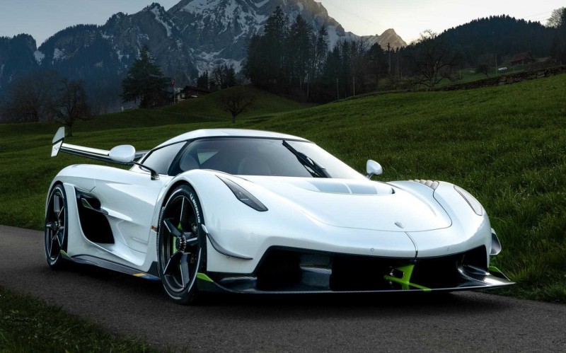 Τα μοντέλα της Koenigsegg θα παίρνουν ενέργεια από… ηφαίστεια