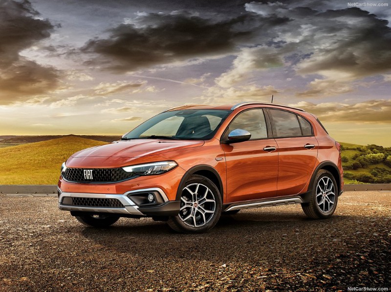 Fiat Tipo: Δείτε αναλυτικά τιμές & εξοπλισμό για όλες τις εκδόσεις