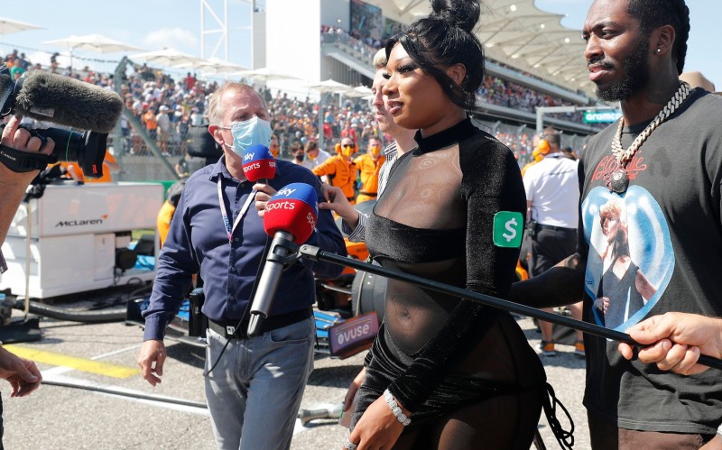 H F1 απαγόρευσε την είσοδο στους σωματοφύλακες πριν τους αγώνες (video)