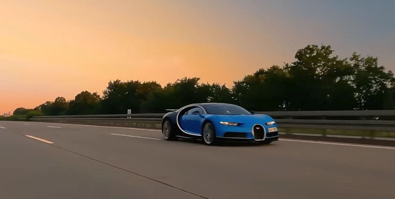 Στο στόχαστρο της αστυνομίας ο οδηγός της Bugatti Chiron που έπιασε τα 414 km/h