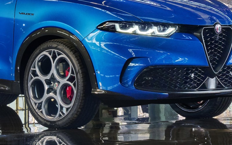 Τι ελαστικά φοράει η Alfa Romeo Tonale;
