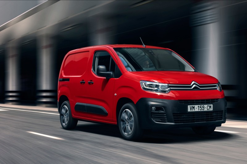 Leasing επαγγελματικού van: Συμφέρει περισσότερο από την αγορά;