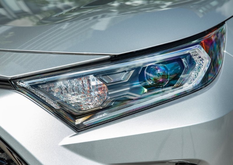 Οικογενειακό SUV με πορτμπαγκάζ 580 lt, 175 ίππους και τιμή 28.000 € - Ποιο είναι;