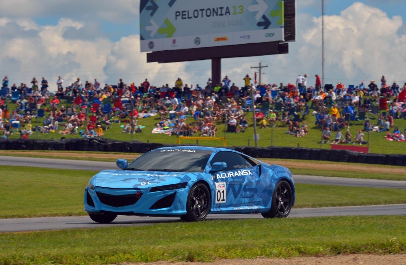 To πρωτότυπο Honda NSX στον αγώνα Indy 200