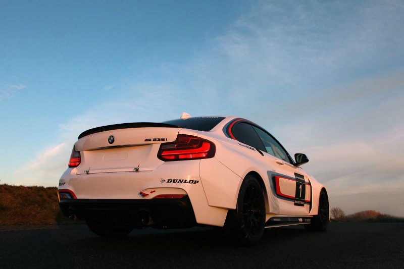 Η BMW 235i Racing έκανε πρεμιέρα στο Las Vegas
