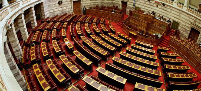 Απόσυρση 2015: Της …τροπολογίας το κάγκελο