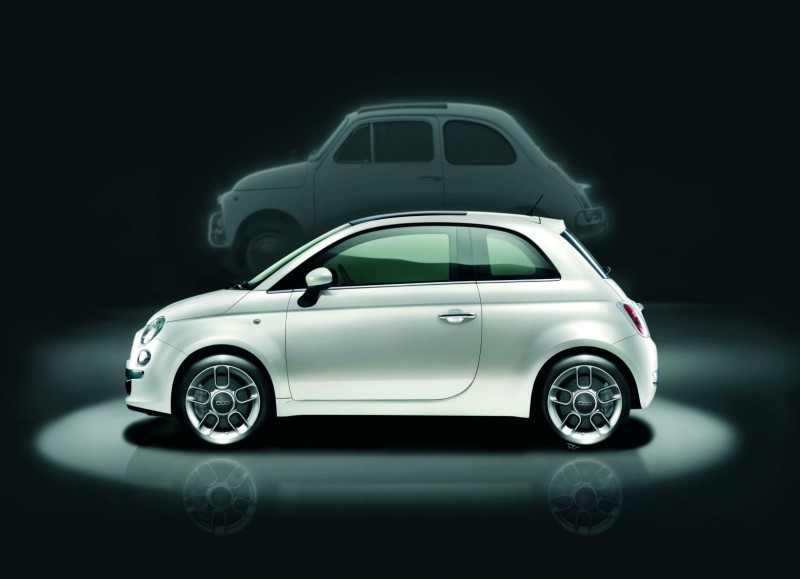 Φρεσκαρισμένο Fiat 500 στις 4 Ιουλίου