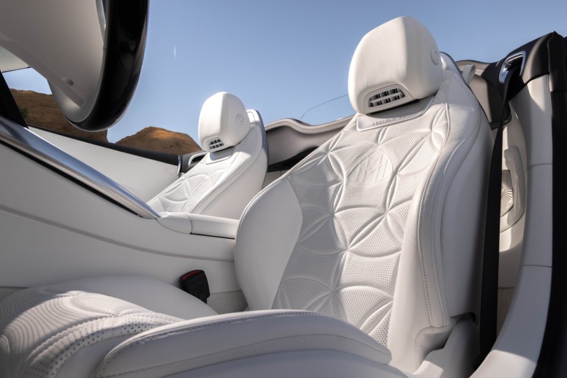 2-mercedes-maybach-sl-680-monogram-series-kampina-esoteriko-kathismata