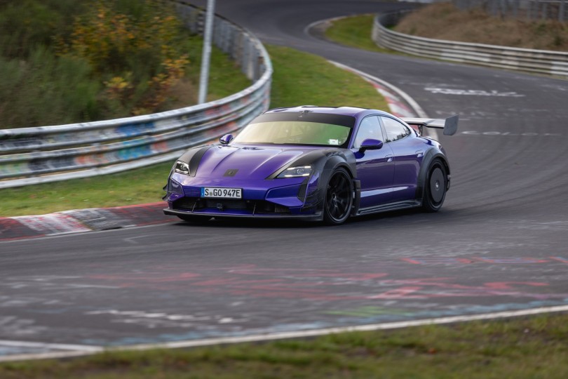 2-porsche-taycan-weissach-package-manthey-kit-nurburgring-nordschleife