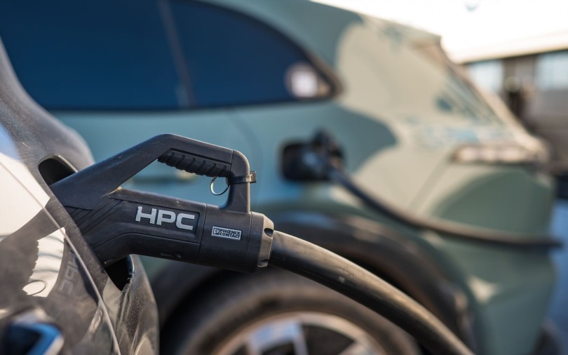 Porsche-Cayenne-Electric-Laurio-26