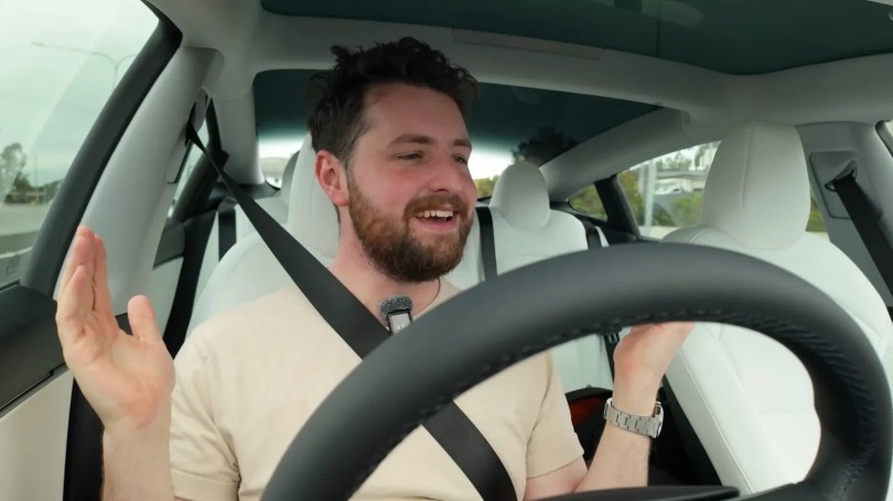 tesla-fsd-autonomous-aftonomi-odigisi-xeria