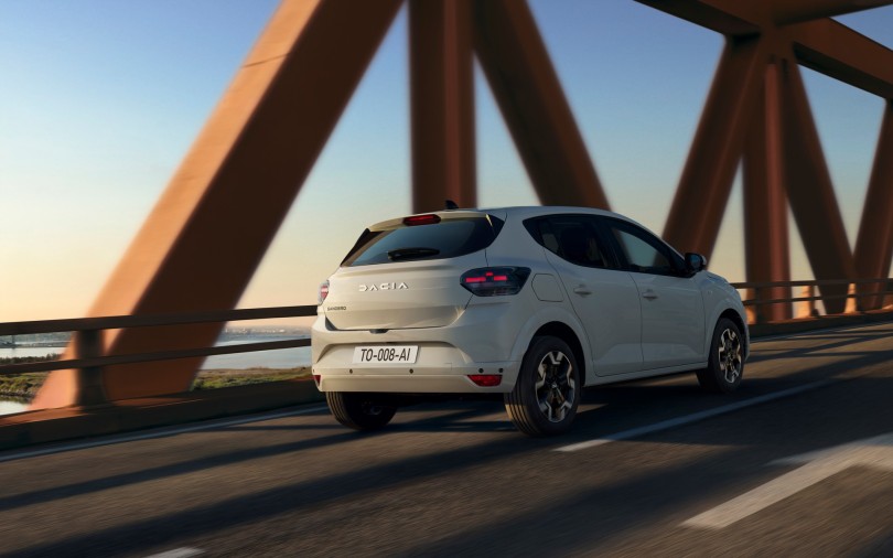 Dacia-Sandero-8