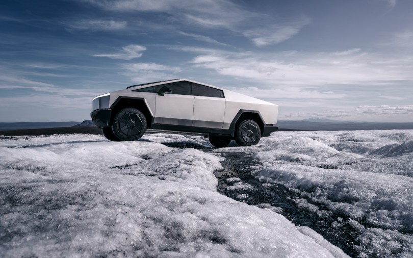 Tesla-Cybertruck-1