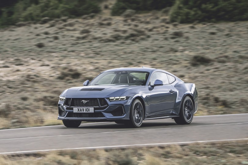 ford-mustang-gt-fastback