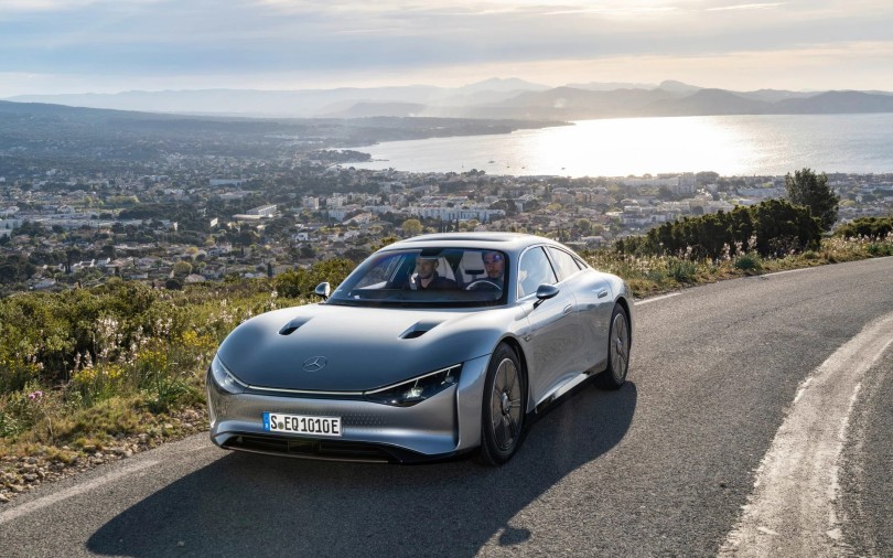 kiani-akti-cote-dazur-d'azur-d-azur-mercedes-vision-eqxx-ilektriko