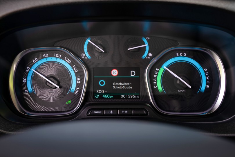 peugeot-e-expert-hydrogen-ydrogono-2