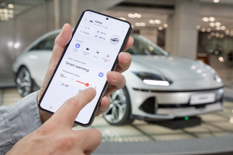 hyundai-ioniq-smartphone-kinito