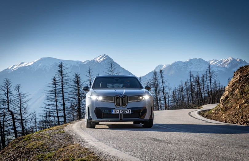 BMW-iX3-GR-23