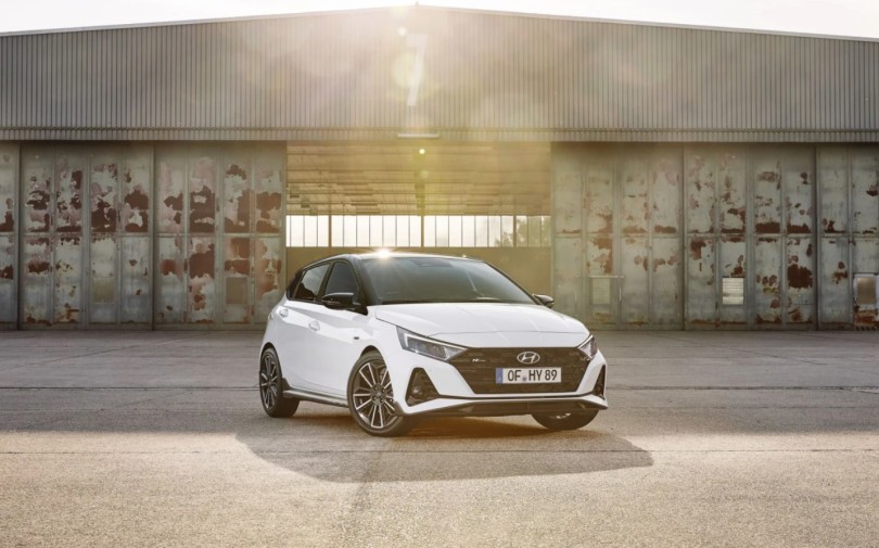 i20