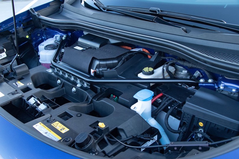 vw-volkswagen-mpataries-ergastirio-dokimes-kapo-kinitiras