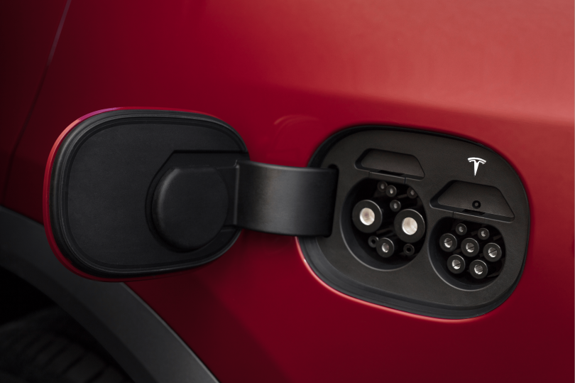 tesla-thira-fortisis-charging-port-type-2