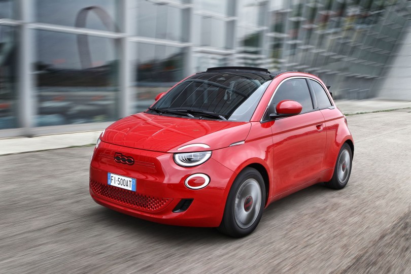 FIAT 500 RED