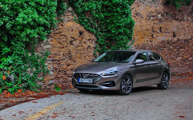 i30
