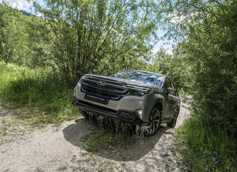 5-subaru-forester-nero