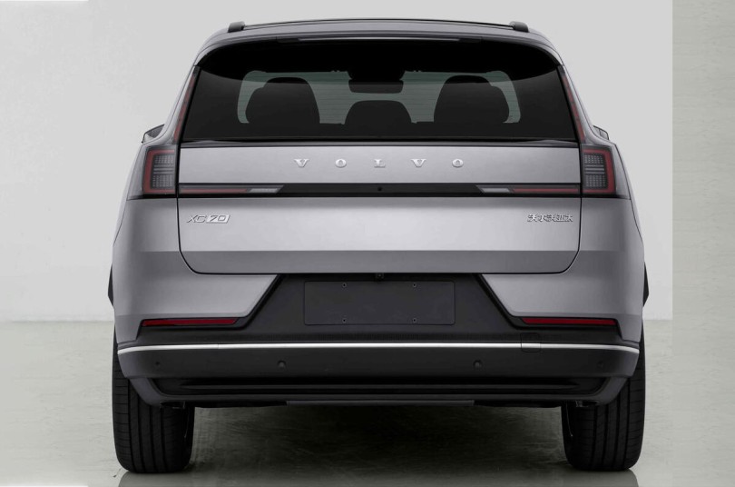 2-volvo-xc70-phev