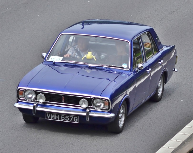 Ford_Cortina