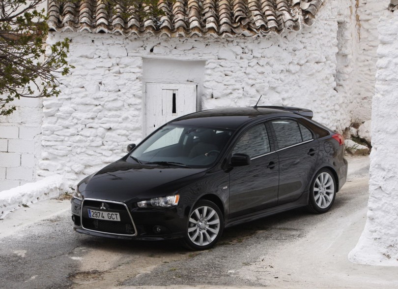 10-xeiroteres-poleiseis-USA-2012-LANCER