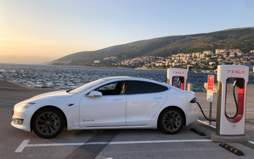 tesla orders2