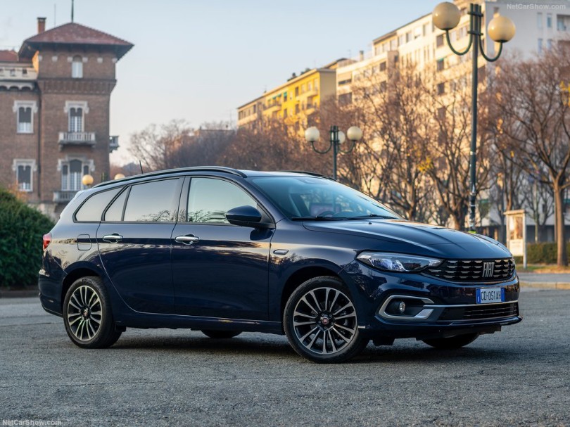 Fiat-Tipo_Station_Wagon-2021