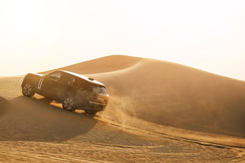 3-range-rover-electric-erimos-ammos