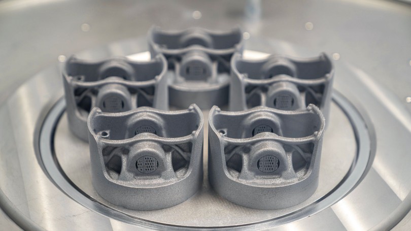 Porsche-3D-Printed-Pistons