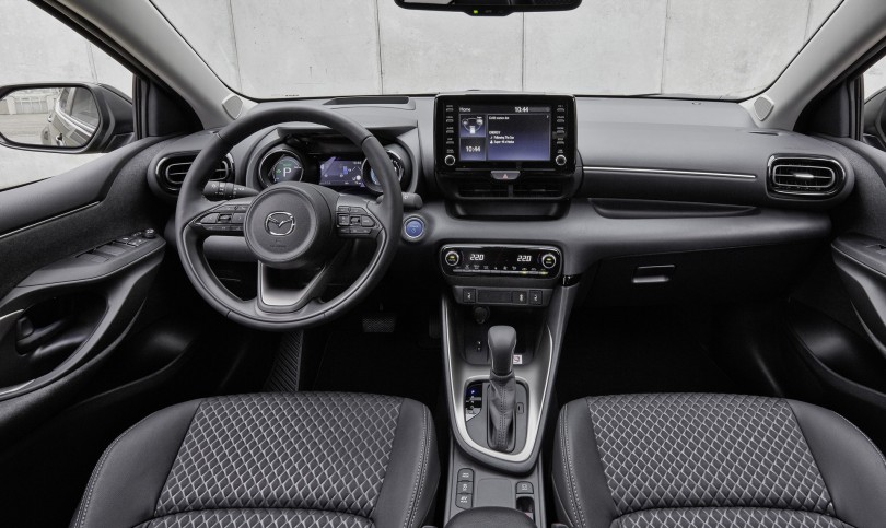 mazda2